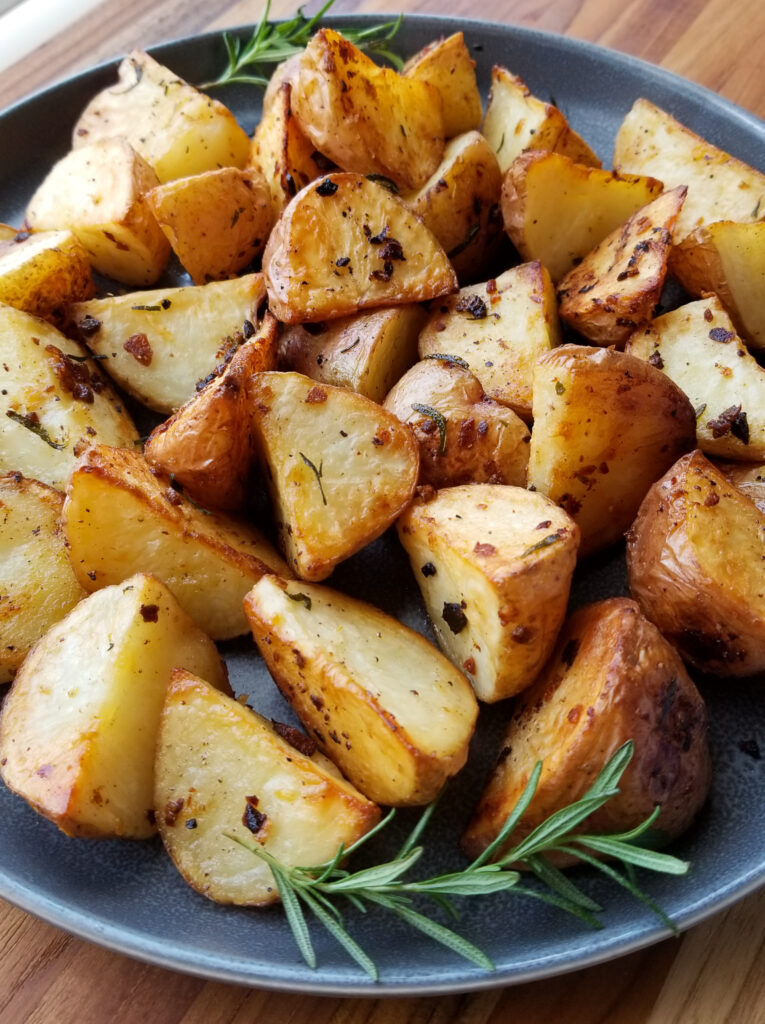 Roasted Rosemary Garlic Potatoes Amanda Cooks amp Styles