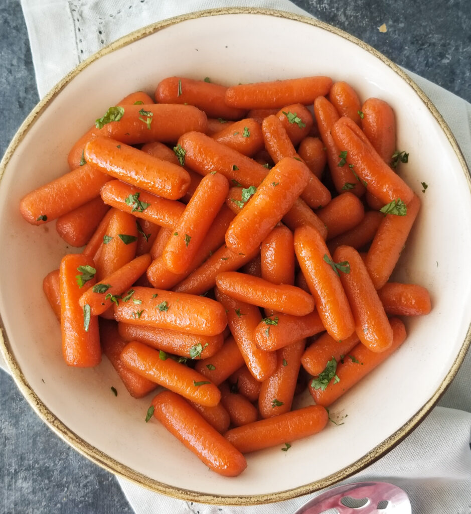 balsamic glazed baby carrots