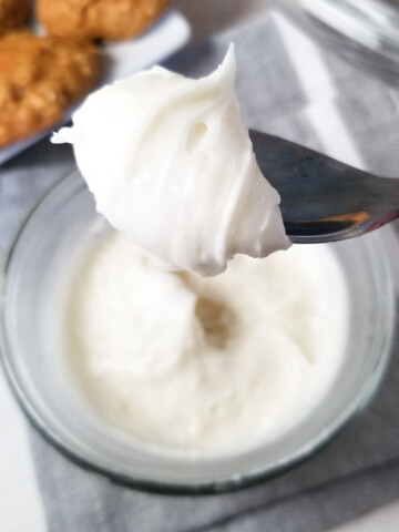 2 ingredient cream cheese frosting