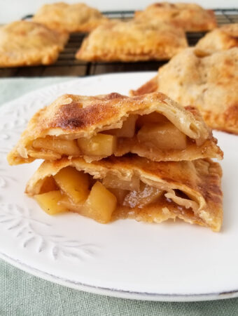 mini apple hand pies