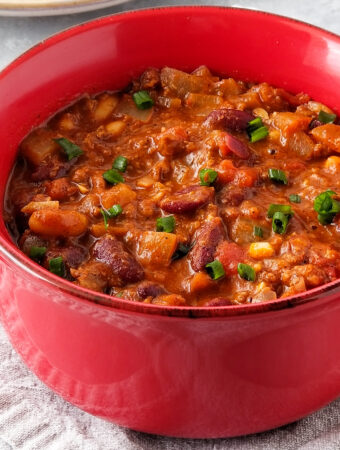 slow cooker ground beef chili