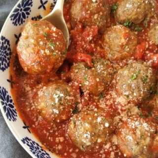 meatballs in marinara sauce