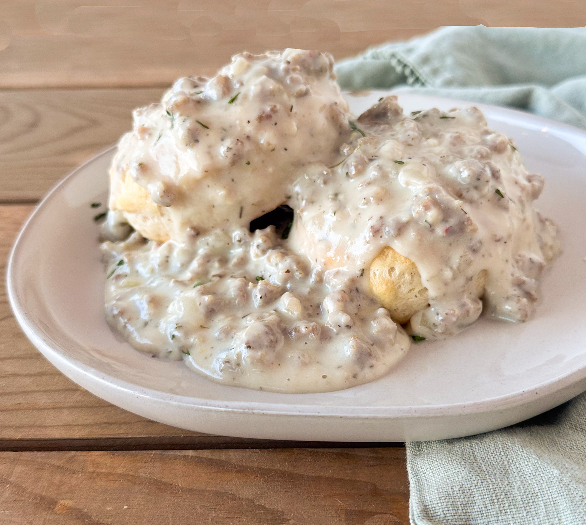 easy biscuits and gravy recipe