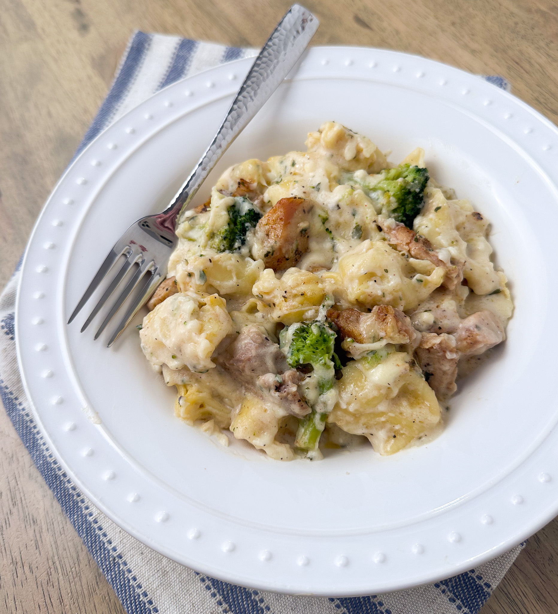 cheesy chicken broccoli tortellini bake