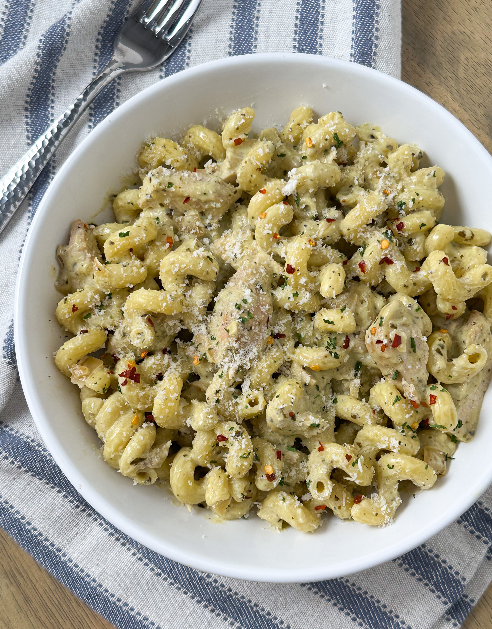 pesto chicken cavatappi