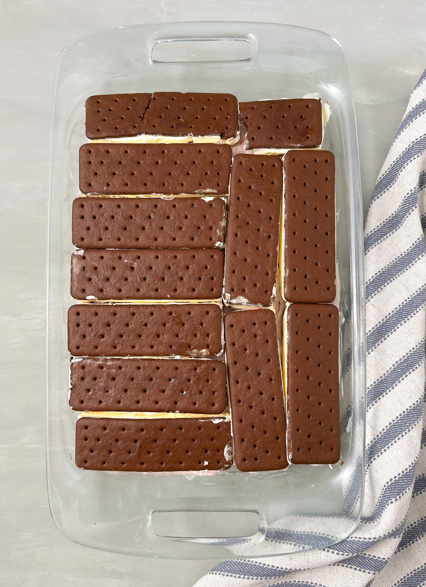 ice cream sandwich cake